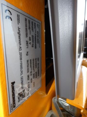 Stivuitor electric cu 3 roți Jungheinrich EFG 220