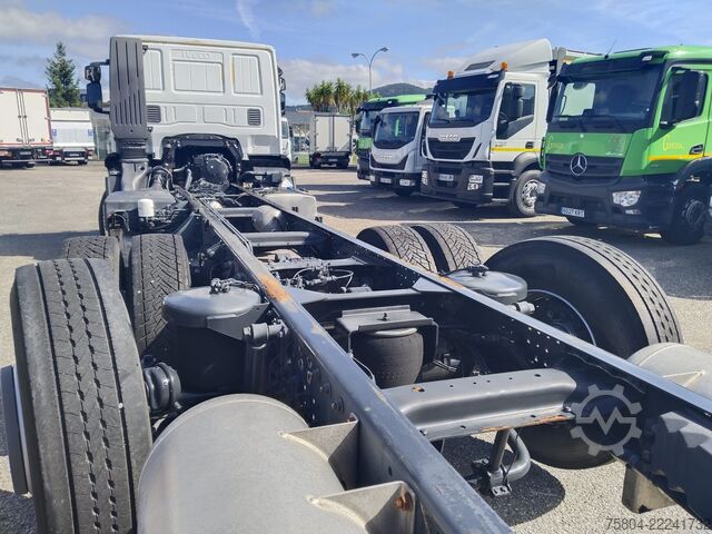 Swap body truck Iveco AD260SY/FS-CM