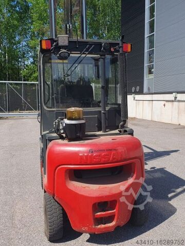 Περονοφόρο όχημα Nissan FD02A250 Dieselstapler