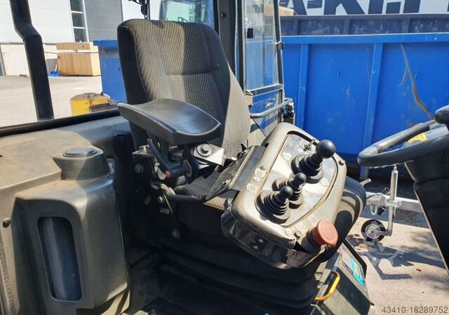 Περονοφόρο όχημα Nissan FD02A250 Dieselstapler