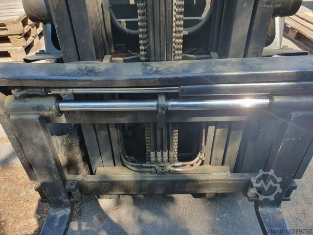 Περονοφόρο όχημα Nissan FD02A250 Dieselstapler