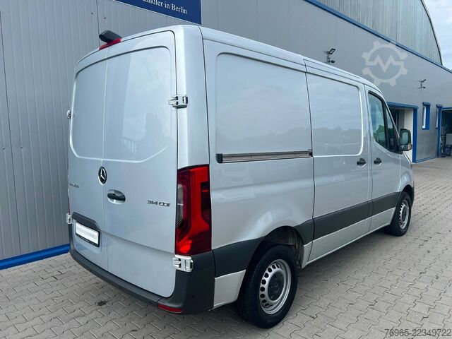 Bestelwagen MERCEDES-BENZ Sprinter 314 AUTOMATIK NAVI DISTRONIC KAMERA LED