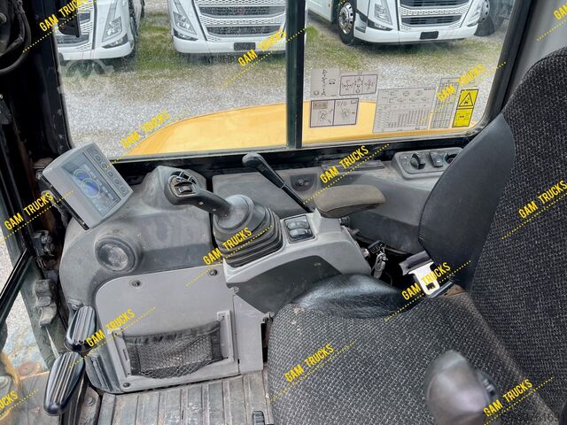 Escavatore cingolato Caterpillar 305.5E2 Mini-Kompaktbagger 4.068h BJ2018