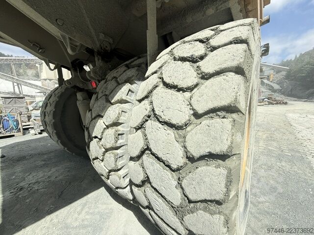  Caterpillar 775B