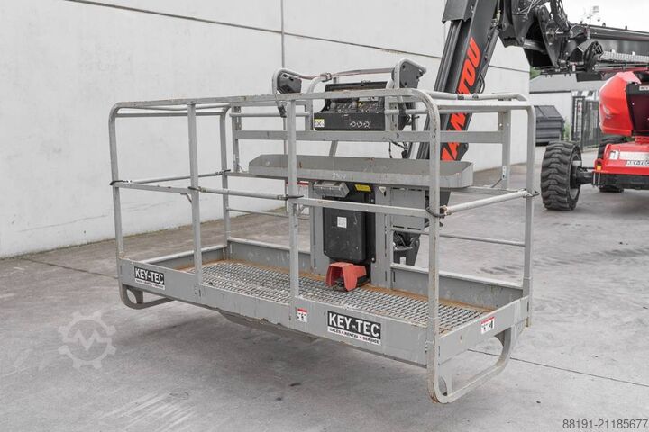 Scharnierende telescopische hoogwerker Manitou 280 TJ