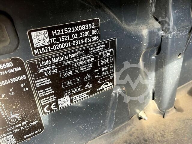 Elektrisk trehjulsgaffeltruck Linde E16-02