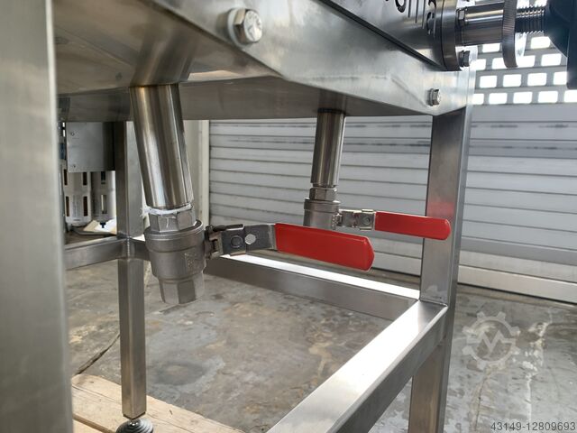 Kartáčový čisticí stroj Cosma PL 500 CU1 Ceetec