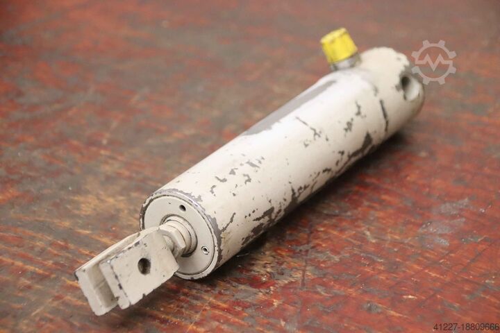 Hydraulic cylinder GSL German Standard Lift E0400180H30020  Hub 170 mm