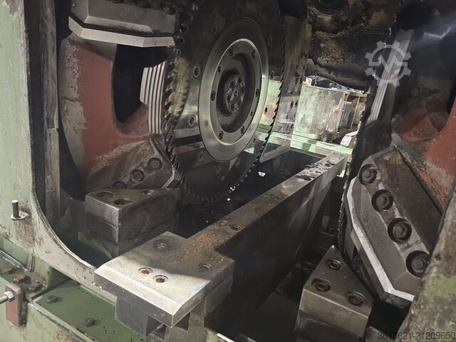 Chipper canter Ahlström(Heinola) CC-200