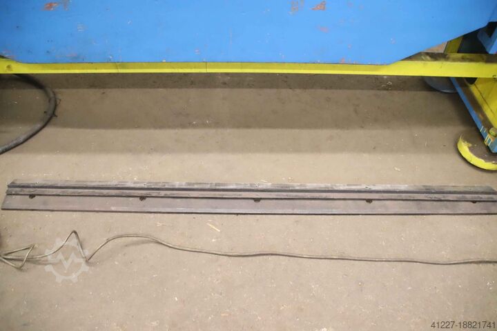 Schwenkbiegemaschine 2000 x 4 mm RAFAMET KM-4