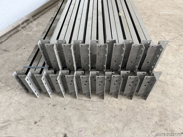 High-bay warehouse Pallet rack traverse SSI Schäfer PR600 / INP: 80x42 mm lichte Weite: 1.800 mm