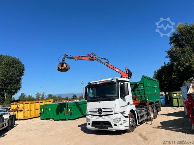 Contenedor de volteo CONTAINER SCARRABILE USATO A CIELO APERTO CON GRU