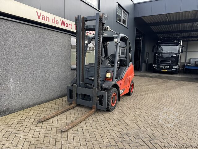 Linde H40T-02 Duplex 370 3rd / 4th Function LPG 2014 LINDE H40T-02 Duplo 370 3e / 4e Functie LPG 2014