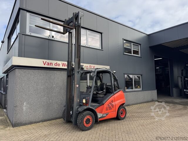 Linde H40T-02 Duplex 370 3rd / 4th Function LPG 2014 LINDE H40T-02 Duplo 370 3e / 4e Functie LPG 2014