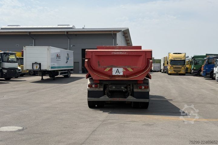 Billenő teherautó Mercedes-Benz Arocs 3243 8x4 Schwarzmüller / Swiss-Vehicle