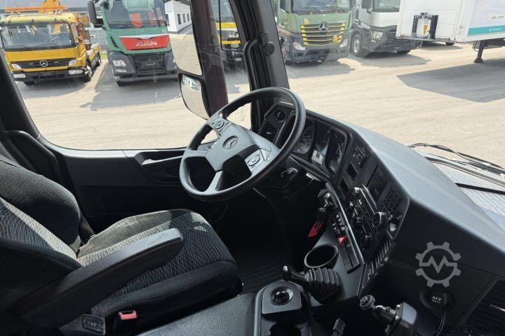 Billenő teherautó Mercedes-Benz Arocs 3243 8x4 Schwarzmüller / Swiss-Vehicle