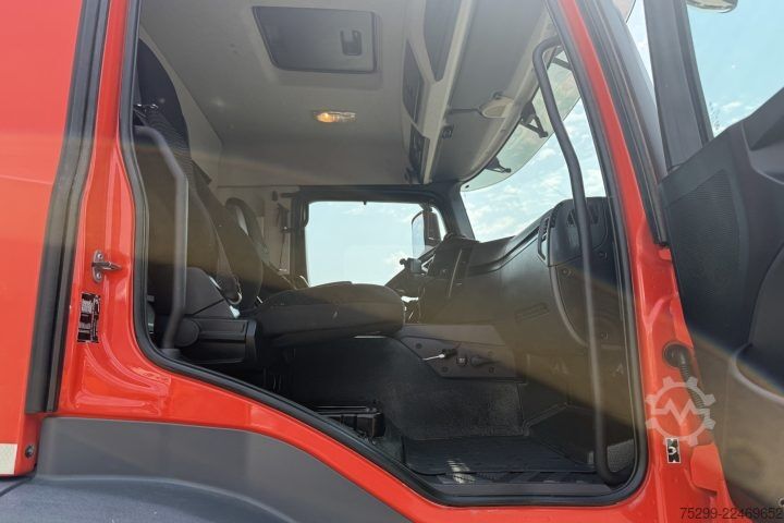 Billenő teherautó Mercedes-Benz Arocs 3243 8x4 Schwarzmüller / Swiss-Vehicle