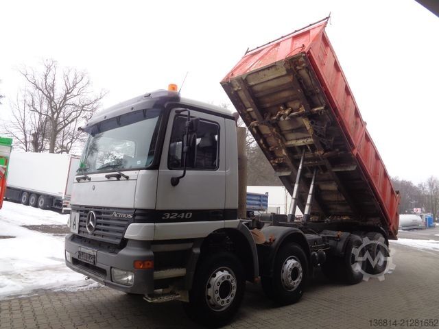 Kiper kamion MERCEDES-BENZ Actros 3240 8x4 Blatt Meiller 3-S-Kipper