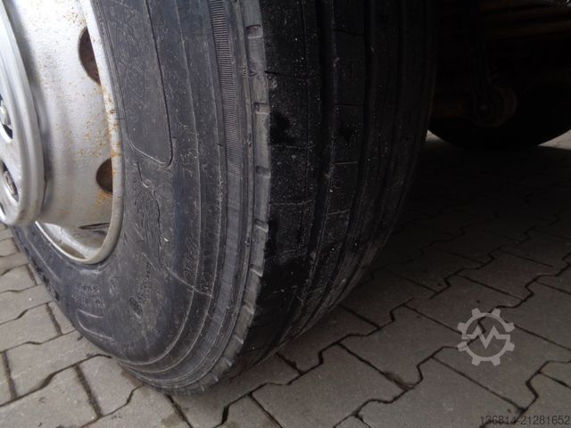 Kiper kamion MERCEDES-BENZ Actros 3240 8x4 Blatt Meiller 3-S-Kipper