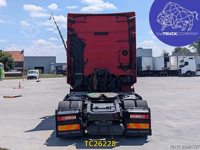 Standart-SZM Renault T 480