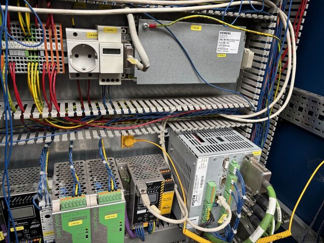 TRUMPF - TRUPUNCH 5000 S10 with ToolMaster - 2013 TRUMPF 