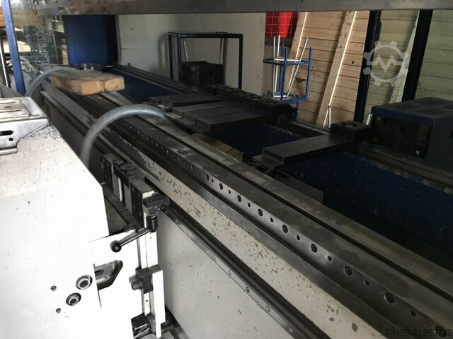 TRUMPF - TRUMABEND V130 - 2001 and 2003 TRUMPF 