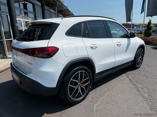 Piattaforma di carico Mercedes-Benz EQA 300 4M Progressive+Ambiente+RFK+19AMG+TotW