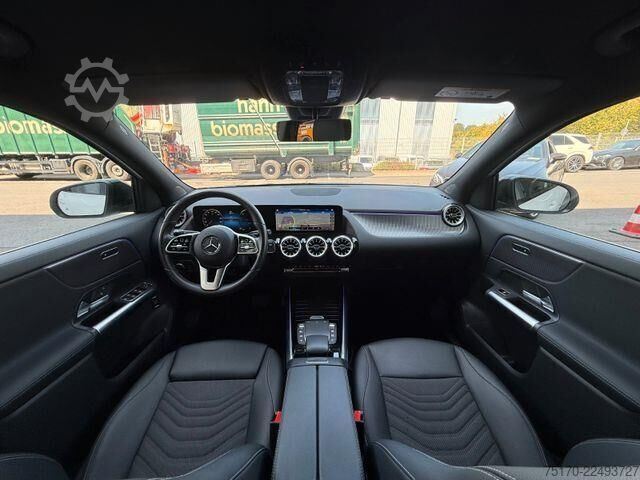 Laadplatform Mercedes-Benz EQA 300 4M Progressive+Ambiente+RFK+19AMG+TotW