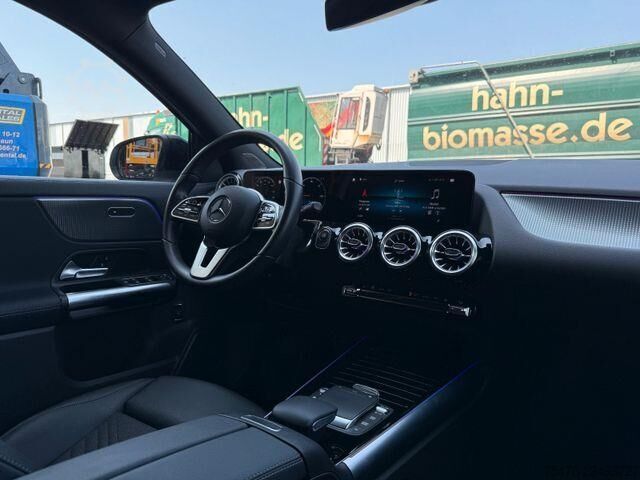 Laadplatform Mercedes-Benz EQA 300 4M Progressive+Ambiente+RFK+19AMG+TotW