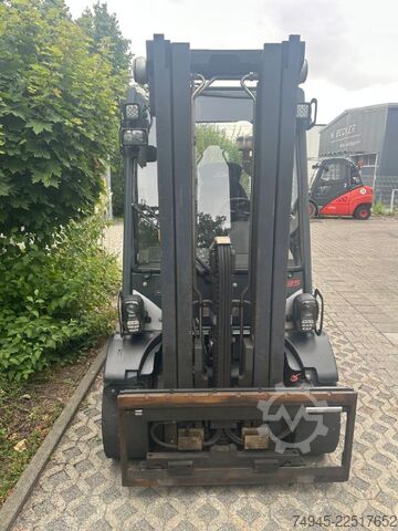 Empilhadeira diesel Linde H35D-02 / EVO