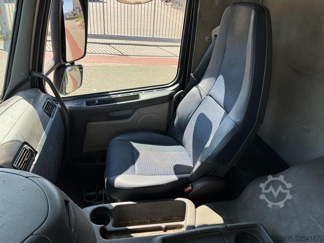 Platte bak Volvo FM-300 6x2, 8,5 Mtr. Ramp Truck