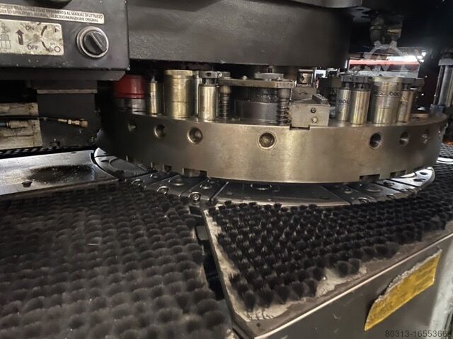 Perforeermachine AMADA PROMECAM EM2510NT