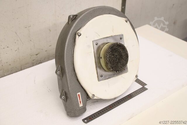 Radiaalventilator 0,55 kW 2820 tpm Bossler Lüfterrad Ø 285 mm