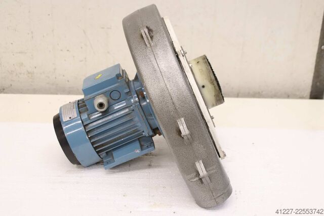 Radiaalventilator 0,55 kW 2820 tpm Bossler Lüfterrad Ø 285 mm