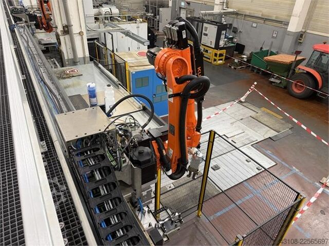Robotportal rendszer 5 robottal KUKA KR 16 R2010-2