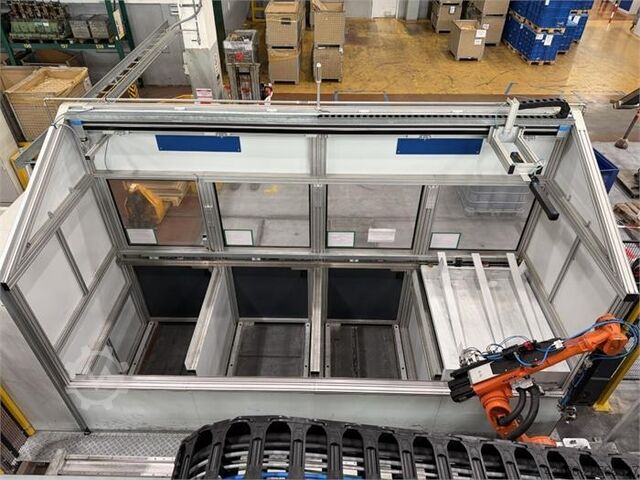 Robotportal rendszer 5 robottal KUKA KR 16 R2010-2