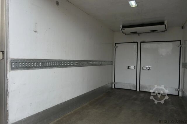 Gekoeld/bevroren transport Volvo FL 240 | Carrier SUPRA 950Mt / Bi-temp | 3 Comp...