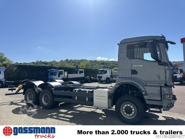 Šasija kamiona MAN TGS 33.540 6x6 BB CH, Intarder