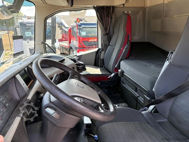 Biltransport skåpbil Volvo FH 500 + HYDRAULISCHE PLATEAUS + LIER + REMOTE ...