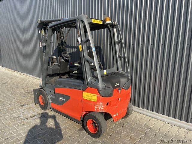 Stivuitor electric cu 4 roți Linde E20-01