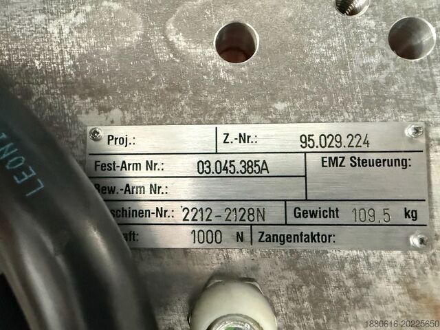 Industrielle Punktschweißzelle YASKAWA / NIMAK / RSP LASO Tech Systems