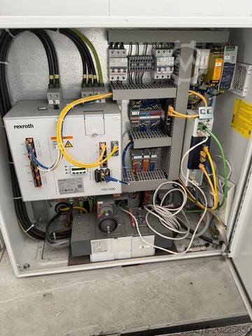Industrielle Punktschweißzelle YASKAWA / NIMAK / RSP LASO Tech Systems