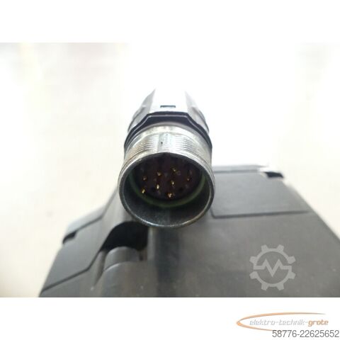 Steuerung KUKA 1FK7083-5AF81-1YY3-Z Servomotor SN: YFT035716101076