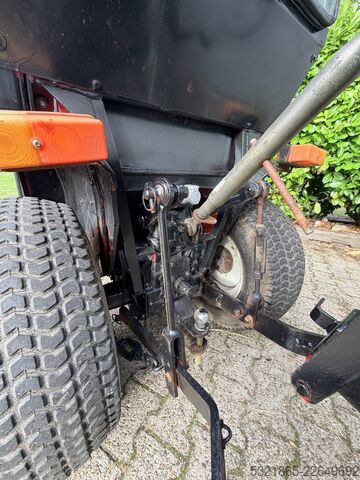 Trattore compatto Shibaura Sp1440
