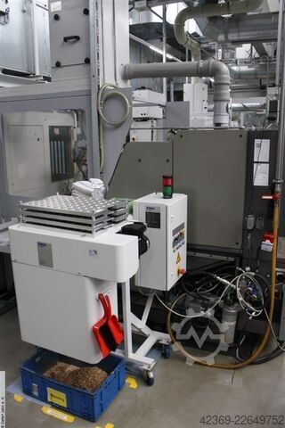 Centrul de strunjire și frezare CNC BOLEY BE 42