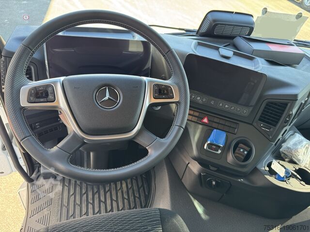 Sklápěč Mercedes-Benz 4145K