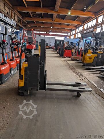 Stivuitor manual Jungheinrich EJD K18