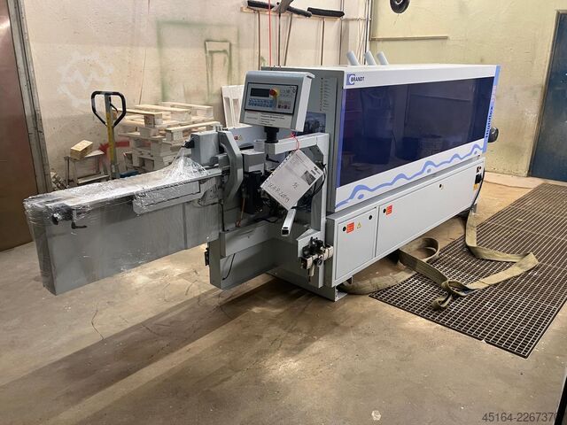élzárógép Brandt KDF220