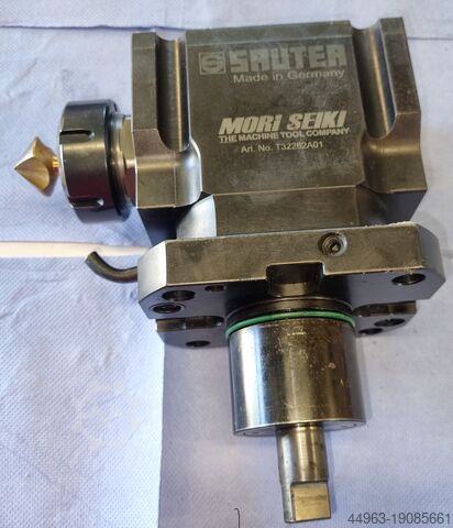 CNC Dreh-Fräszentrum MORI SEIKI / SAUTER Werkzeughalter angetriebene Werkzeuge