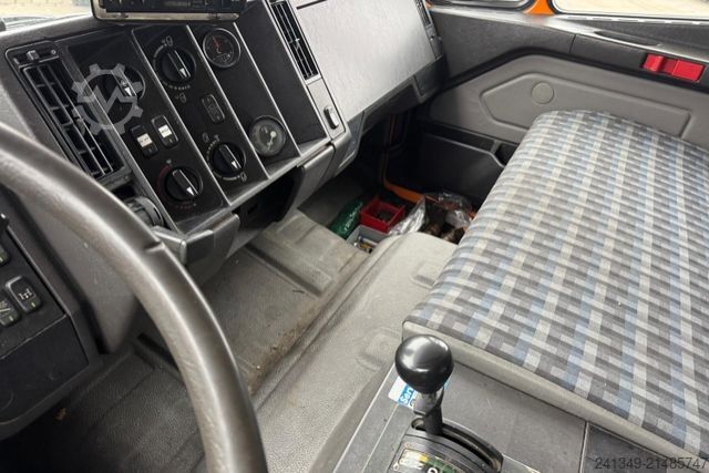 Çöp kamyonu MERCEDES-BENZ 2234 6x2